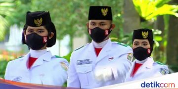 Bangganya Buruh Pabrik di Riau, Putrinya Jadi Paskibraka di Istana Merdeka