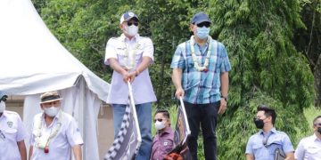 Gaya Bamsoet-Tommy Soeharto Buka Kejuaraan Drag Bike Berhadiah Harley