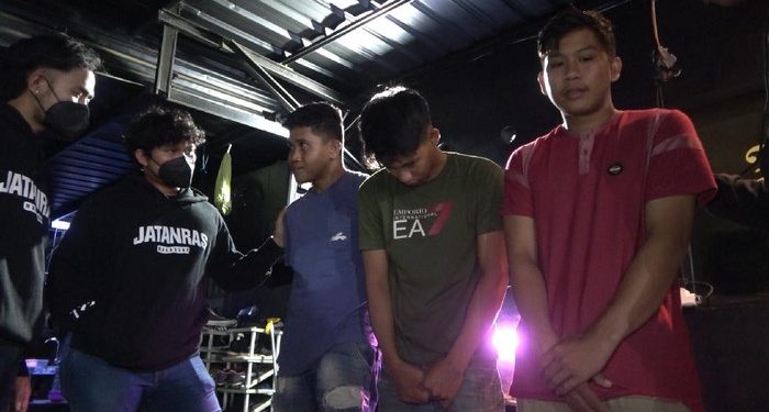 Pakai Foto Polwan, 3 Penipu Jual Mobil Via Medsos di Sulsel Dibekuk