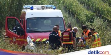 Kereta Ekspres Tabrak Pohon Tumbang di Prancis, 8 Orang Luka Serius