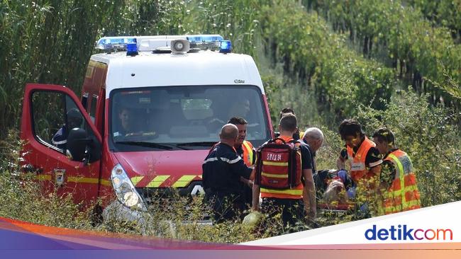 Kereta Ekspres Tabrak Pohon Tumbang di Prancis, 8 Orang Luka Serius