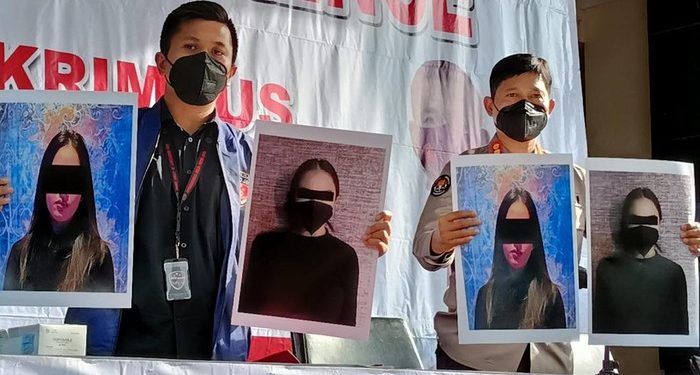 Penampakan 4 Tersangka Kasus Prostitusi Cassandra Angelie
