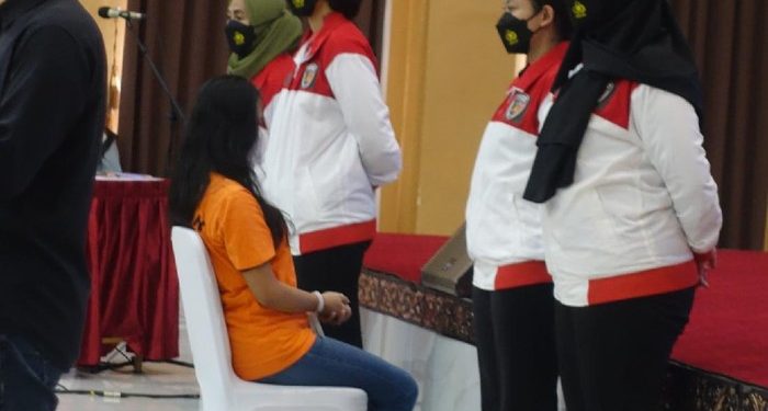 Penampilan Terkini Siskaeee Berbaju Tahanan