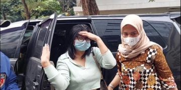 Tiba di Polda Metro, Ini Penampakan Dea ‘OnlyFans’ Usai Diciduk Kasus Porno