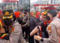 Jaga Aksi Massa, Potret Polwan Layani Warga dan Peluk Pendemo Viral di Media Sosial