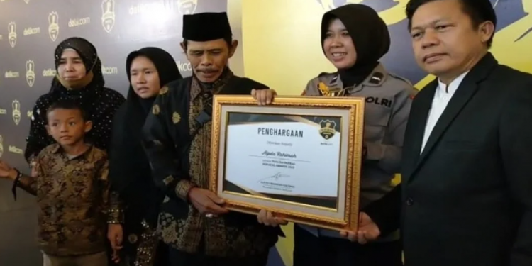 Polwan Peraih Hoegeng Awards Polisi Berdedikasi, Aipda Rohimah