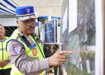 Kakorlantas Polri Irjen Pol Drs. Agus Suryonugroho S.H., M.Hum. di Tol Bocimix