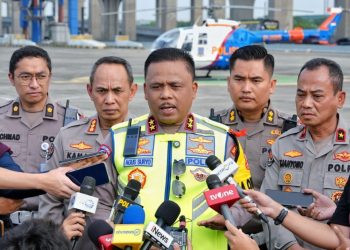 Kakorlantas Polir Irjen Agus Suryonugroho di Command Center Korlantas Polri Km 29 Tol Cikampek