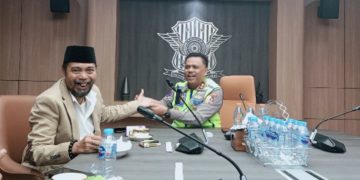 Agus Flores dan Kakorlantas