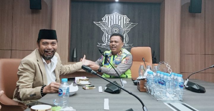 Agus Flores dan Kakorlantas