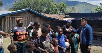 adat papua sembako