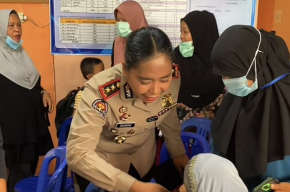 Gambar bakti kesehatan gratis Polres Agam di Parit Panjang
