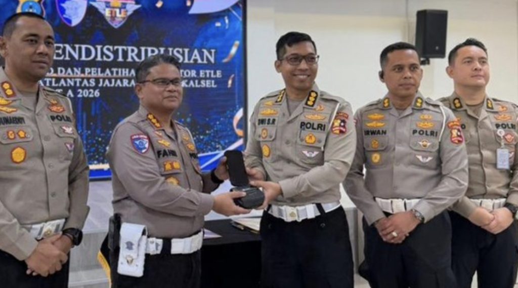 Korlantas Implementasikan ETLE Mobile Handheld di Polda Kalsel