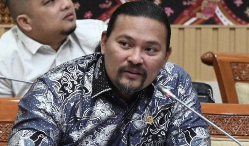 Komisi III DPR RI Martin Tumbelaka