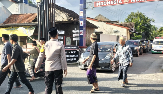 Empati di jalan