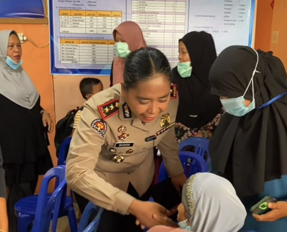 Gambar bakti kesehatan gratis Polres Agam di Parit Panjang